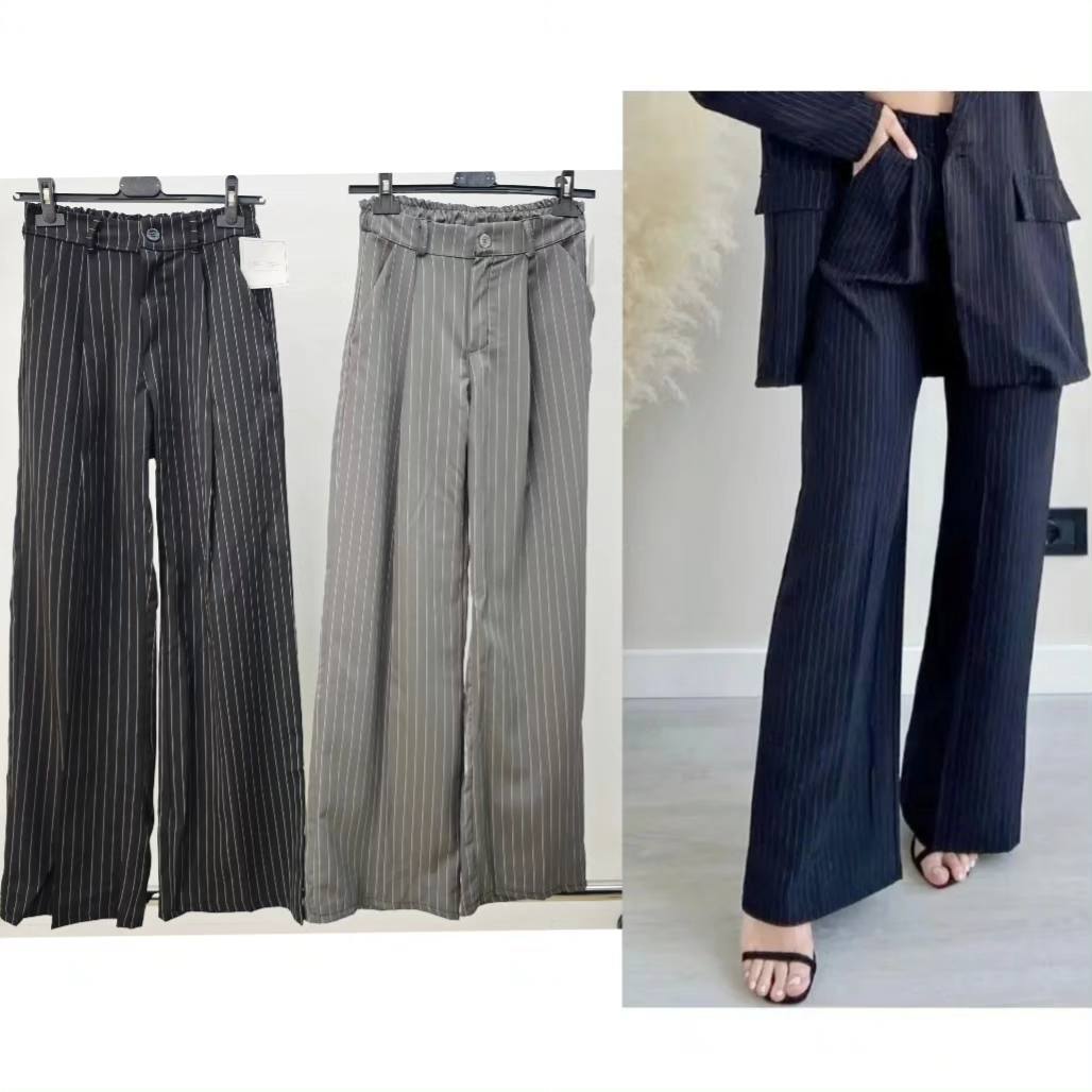 Fato preto riscas blazer + calça