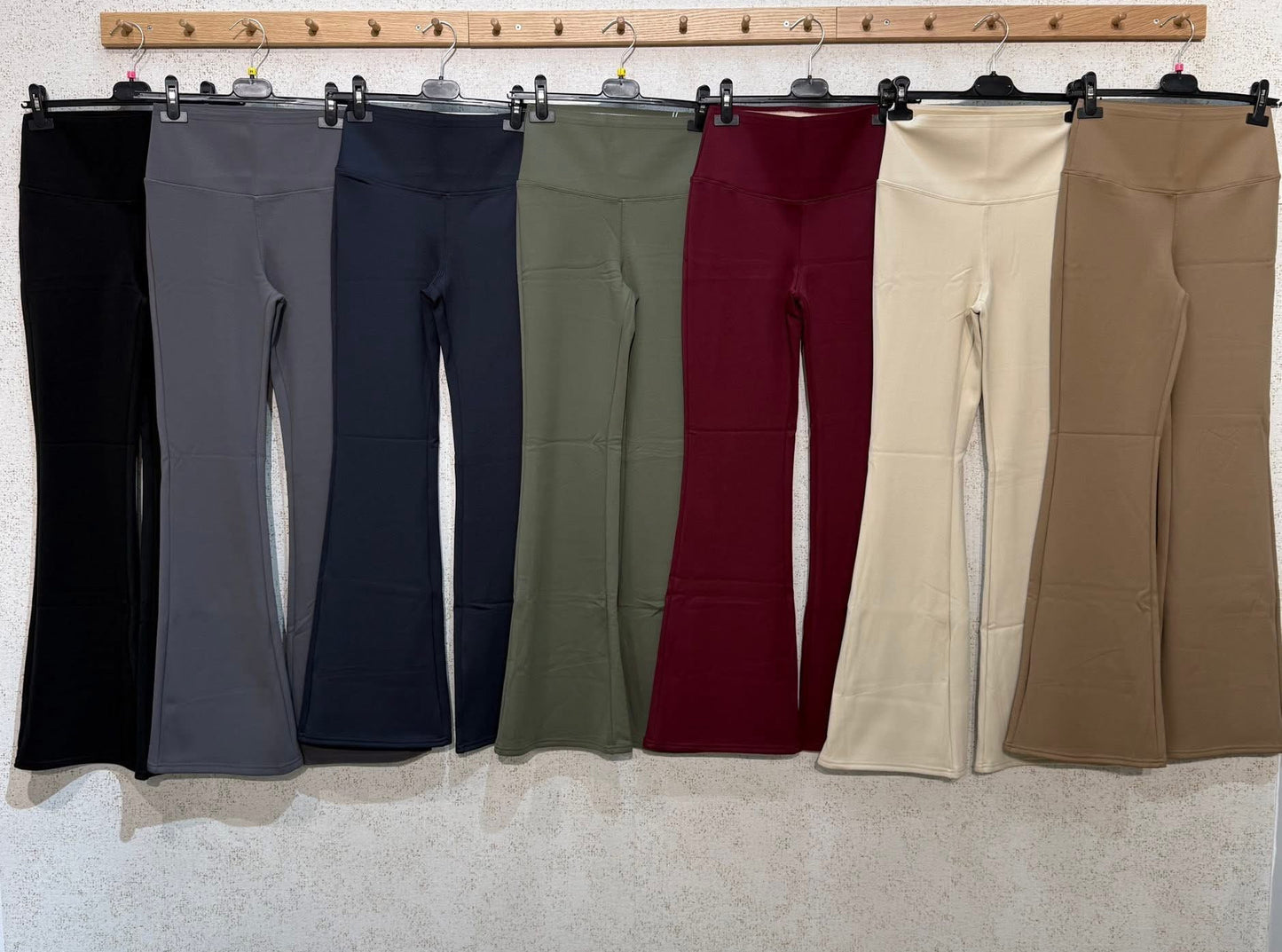 Calças compressoras com carda