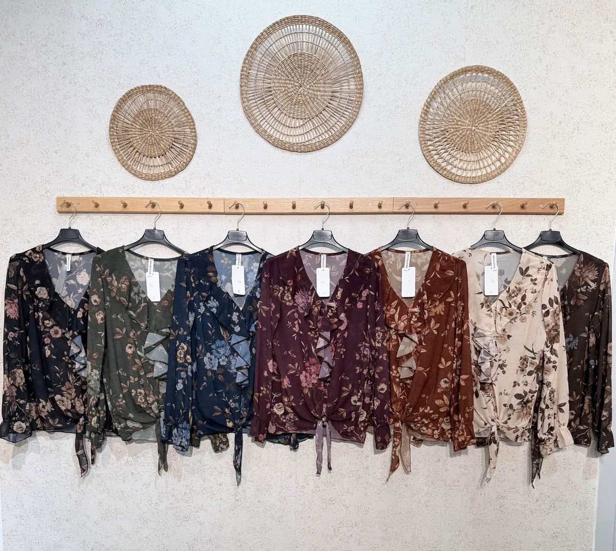 Blusa folhos flores