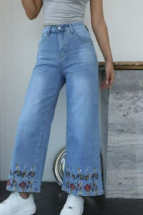 Calça de ganga com bordado