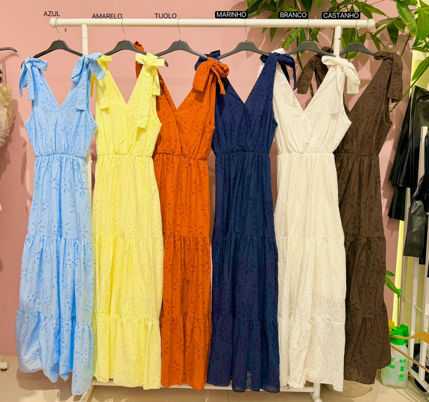 Vestido bordado inglês
