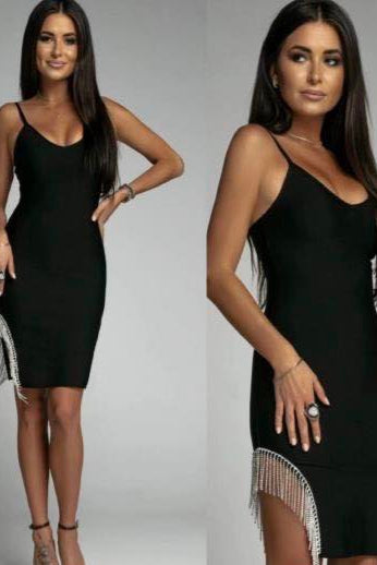 Vestido pormenor racha com brilhantes