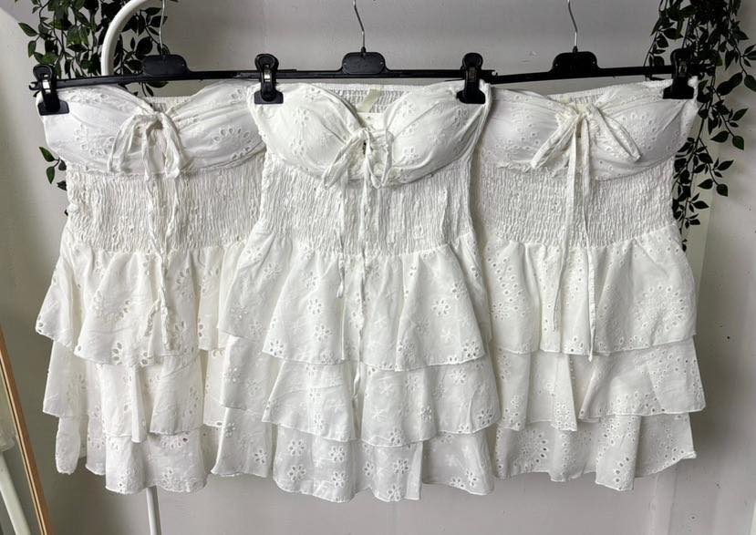 Vestido bordado inglês