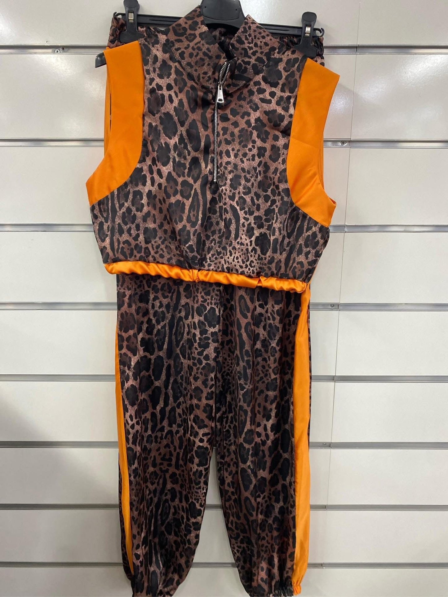 Conjunto animal print