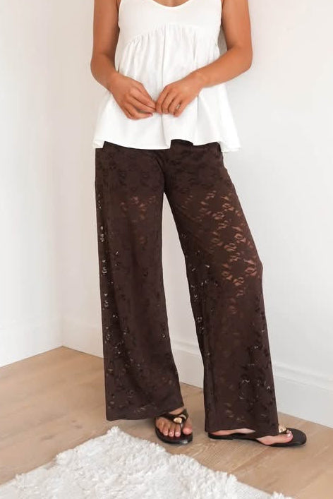 Pantalona rendada